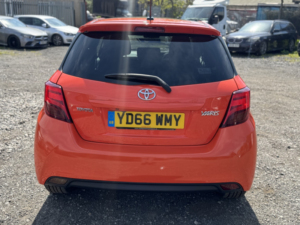 2016 Toyota Yaris 1.4 D-4d Orange Edition in Orange — image 6