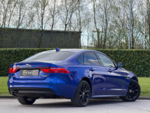2017 Jaguar Xf 2.0d R-Sport Auto Euro 6 (s/s) 4dr in Blue — image 3