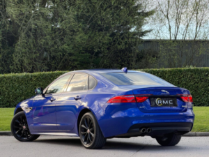 2017 Jaguar Xf 2.0d R-Sport Auto Euro 6 (s/s) 4dr in Blue — image 5