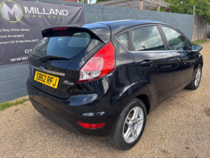 2013 Ford Fiesta 1.0 T Ecoboost Zetec in Black — image 6