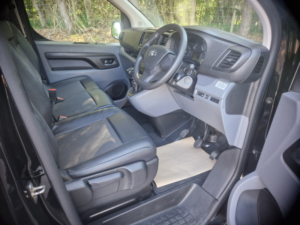 2021 Toyota Proace 1.5 D Icon 3 Front Seats in Black — image 4
