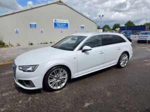 2019 Audi A4 Avant 2.0 Tdi 40 S Line S Tronic Euro 6 (s/s) 5dr in White — image 3