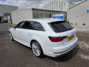 2019 Audi A4 Avant 2.0 Tdi 40 S Line S Tronic Euro 6 (s/s) 5dr in White — image 4