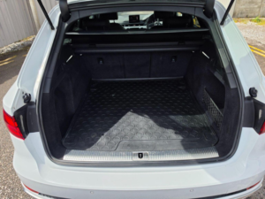 2019 Audi A4 Avant 2.0 Tdi 40 S Line S Tronic Euro 6 (s/s) 5dr in White — image 6