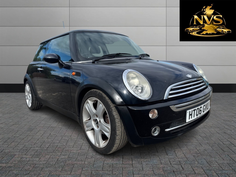 2006 MINI Hatch 1.6 Cooper Hatch in Black — image 1