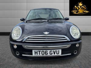 2006 MINI Hatch 1.6 Cooper Hatch in Black — image 2