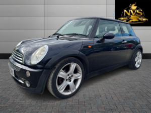 2006 MINI Hatch 1.6 Cooper Hatch in Black — image 3
