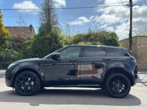 2020 Land Rover Range Rover Evoque 2.0 P250 Mhev R-Dynamic Hse Auto 4WD Euro 6 (s/s) 5dr in Black — image 6