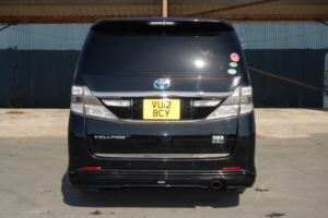 2012 Toyota Vellfire 2.4 Hybrid in Black — image 5