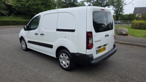 2015 Peugeot Partner 1.6 Hdi S in White — image 5
