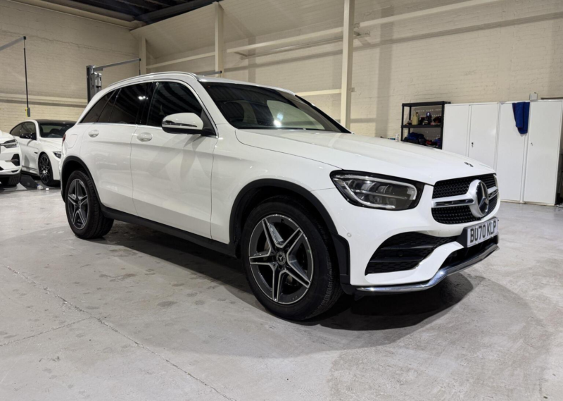 2020 Mercedes-Benz Glc 2.0 Glc300 Mhev Amg Line G-Tronic+ 4matic Euro 6 (s/s) 5dr in White — image 1