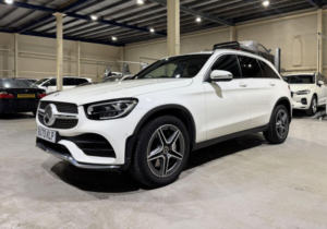2020 Mercedes-Benz Glc 2.0 Glc300 Mhev Amg Line G-Tronic+ 4matic Euro 6 (s/s) 5dr in White — image 4