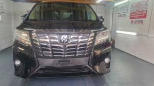 2015 Toyota Alphard 2.5 Auto 7 Seater 4WD in Black — image 4