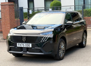 2026 Peugeot 5008 1.2 Allure SUV 5dr Petrol Hybrid E-Dsc6 Euro 6 (s/s) (145 Ps) in Black — image 3