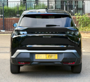 2026 Peugeot 5008 1.2 Allure SUV 5dr Petrol Hybrid E-Dsc6 Euro 6 (s/s) (145 Ps) in Black — image 5