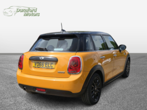 2016 MINI Hatch 1.5 5-Door Hatch Cooper in Orange — image 4