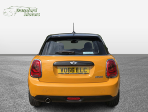 2016 MINI Hatch 1.5 5-Door Hatch Cooper in Orange — image 5