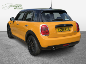 2016 MINI Hatch 1.5 5-Door Hatch Cooper in Orange — image 6