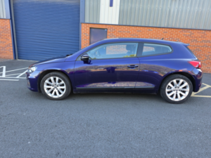 2016 Volkswagen Scirocco 2.0 Tdi Bluemotion Tech in Purple — image 4