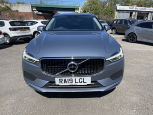 2019 Volvo Xc60 2.0 Momentum D4 AWD in Blue — image 6