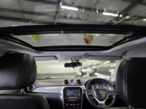 2016 Suzuki Vitara 1.6 Sz5 in Silver — image 2
