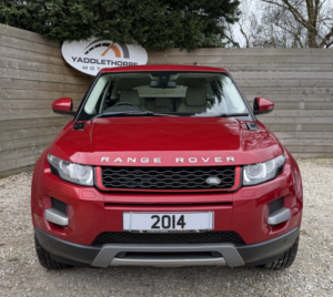 2014 Land Rover Range Rover Evoque 2.2 Sd4 Pure Tech in Red — image 4