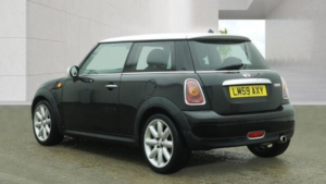 2009 MINI Hatch 1.6 Cooper Euro 4 3dr in Black — image 4