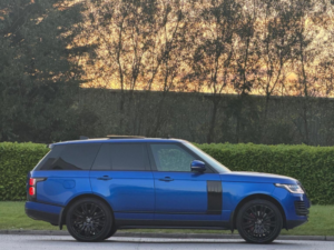 2018 Land Rover Range Rover 4.4 Sd V8 Autobiography Auto 4WD Euro 6 (s/s) 5dr in Blue — image 2