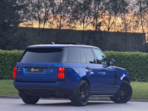 2018 Land Rover Range Rover 4.4 Sd V8 Autobiography Auto 4WD Euro 6 (s/s) 5dr in Blue — image 3
