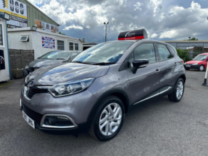 2017 Renault Captur 1.5 Dci Energy Dynamique Nav Euro 6 (s/s) 5dr in Grey — image 3