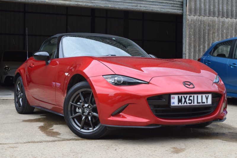 2016 Mazda Mx-5 1.5 Skyactiv-G Sport Nav in Red — image 1