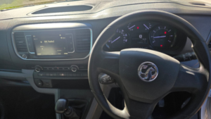 2021 Vauxhall Vivaro 1.5 Turbo D 2700 Dynamic Gah Fridge in White — image 6
