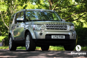 2026 Land Rover Discovery 5.0 V8 To Hse Luxury Spec Uk Spec 400bhp in Gold — image 2