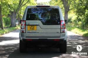 2026 Land Rover Discovery 5.0 V8 To Hse Luxury Spec Uk Spec 400bhp in Gold — image 6