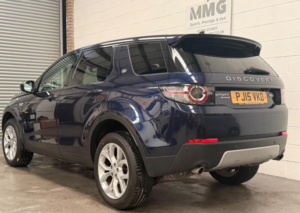 2015 Land Rover Discovery Sport 2.2 Sd4 Hse Auto 4WD Euro 5 (s/s) 5dr in Blue — image 4