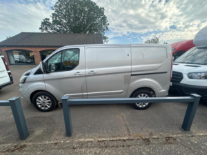 2021 Ford Transit Custom 2.0 300 Ecoblue Limited L1 H1 Euro 6 (s/s) 5dr in Silver — image 3