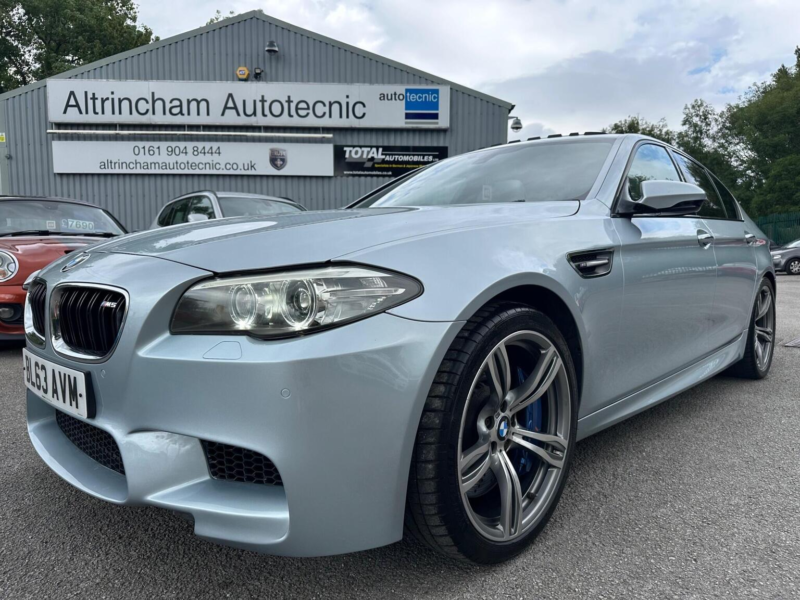 2014 BMW M5 4.4 V8 Dct Euro 5 (s/s) 4dr in Blue — image 1