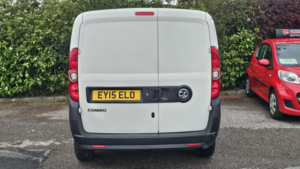 2015 Vauxhall Combo 1.3 Cdti 2000 16v in White — image 3