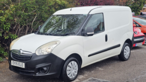 2015 Vauxhall Combo 1.3 Cdti 2000 16v in White — image 4