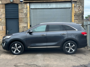 2016 Kia Sorento 2.2 Crdi Kx-2 SUV 5dr Diesel Manual AWD Euro 6 (s/s) (197 Bhp) in Grey — image 3