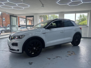 2018 Volkswagen T-Roc 1.6 Tdi R-Line Euro 6 (s/s) 5dr in White — image 5