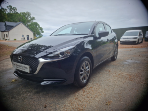 2023 Mazda Mazda2 1.5 Skyactiv-G Se-L Nav in Black — image 2