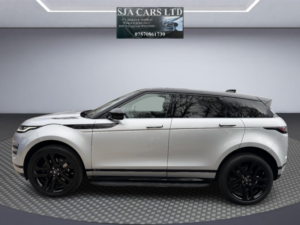 2019 Land Rover Range Rover Evoque 2.0 D180 R-Dynamic Hse in Silver — image 4