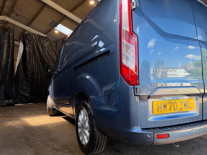 2021 Ford Transit Custom 2.0 300 Ecoblue Limited L1 H1 Euro 6 (s/s) 5dr in Blue — image 4