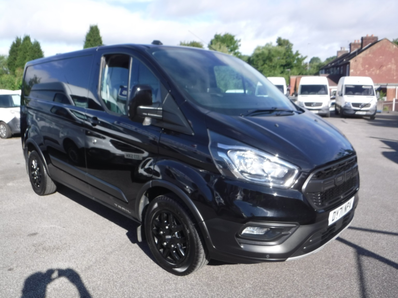 2021 Ford Transit Custom 2.0 Transit Custom Trail Van 300 L1 2.0l Ecoblue 130ps Fwd 6 Speed Manual in Black — image 1