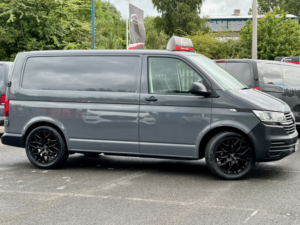 2024 Volkswagen Transporter 2.0 Tdi T28 Startline in Grey — image 6