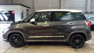 2014 Fiat 500l 1.3 500l Trekking 1.3 Multijet Trekking Diesel Grey 5dr Low Tax+partleather+cruise in Grey — image 2