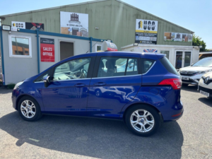 2015 Ford B-Max 1.4 Zetec Euro 5 5dr in Blue — image 6