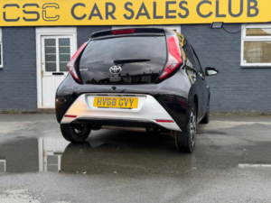 2018 Toyota Aygo 1.0 Vvt-I X-Plore Euro 6 5dr in Black — image 6