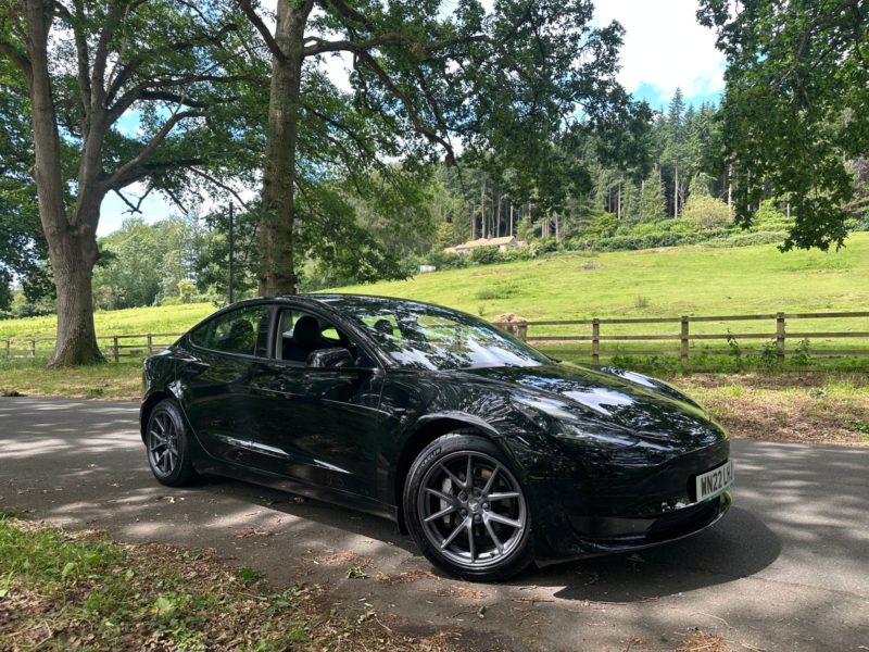 2022 Tesla Model 3 Standard Range Plus Saloon 4dr Electric Auto Rwd (241 Bhp) in Black — image 1
